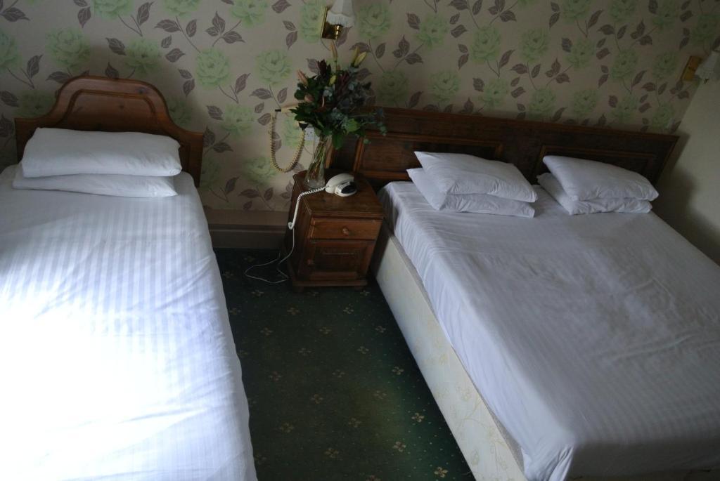 The Devonport Hotel Darlington  Room photo
