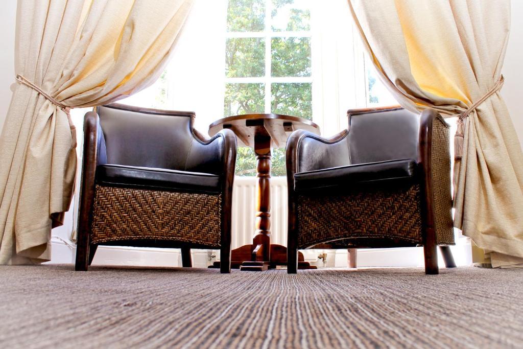 The Devonport Hotel Darlington  Room photo